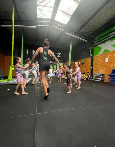 Circo para niños en Inguz Box Morón